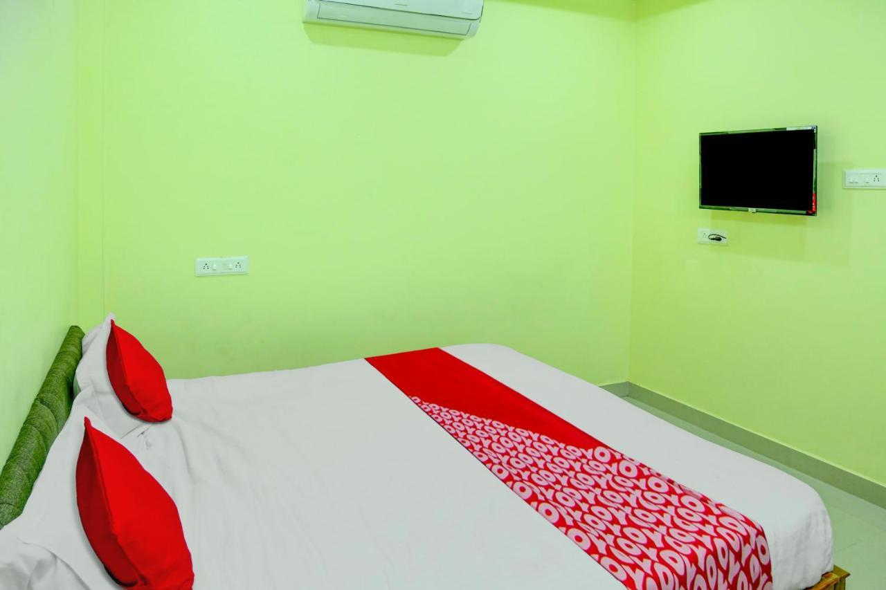 Flagship Hotel Ns Guest Inn วิสาขปัตนัม ภายนอก รูปภาพ